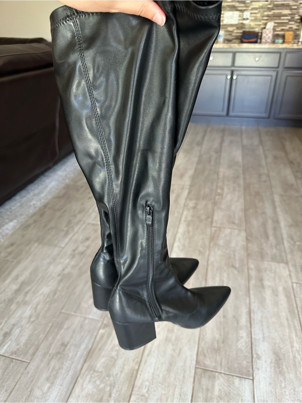 Boots - Picture 3 of 5